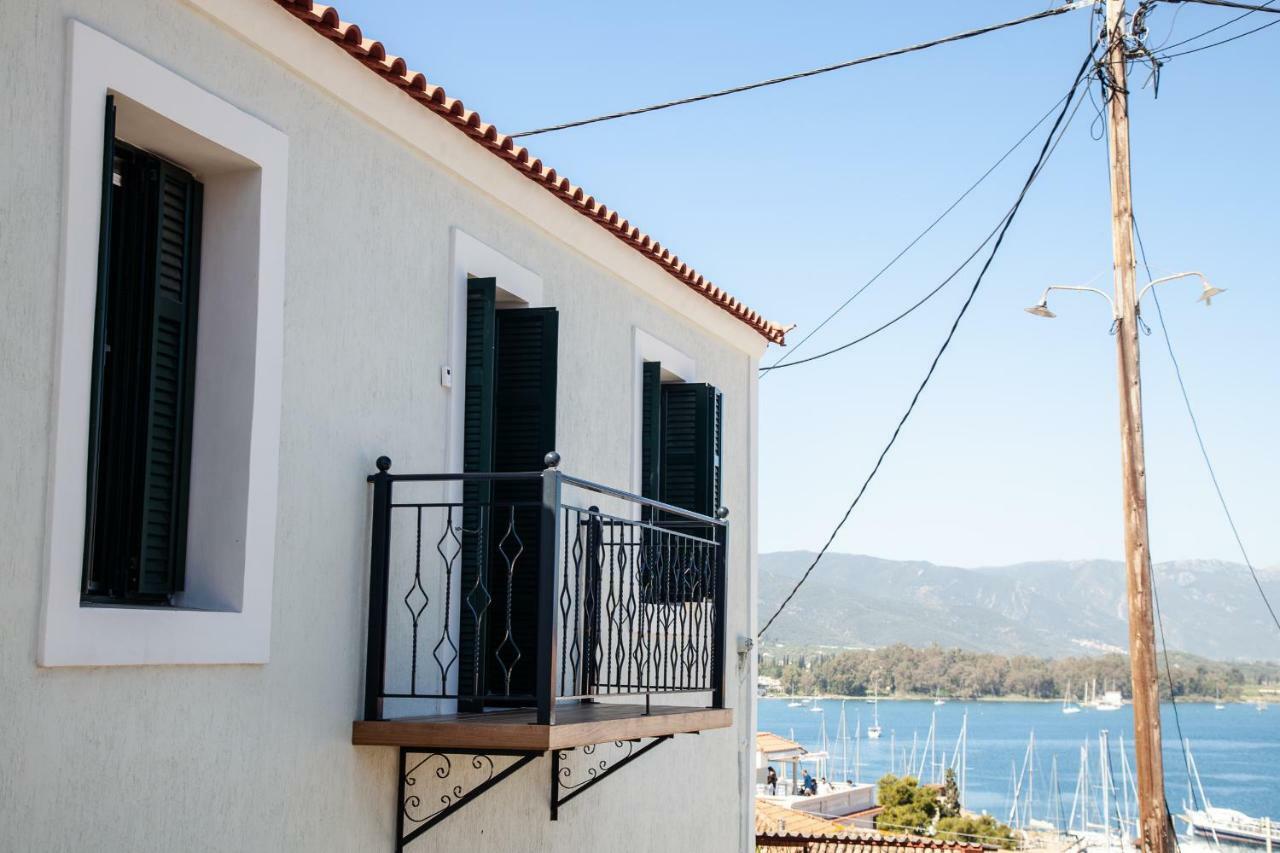 Villa @ Poros Poros Town Buitenkant foto